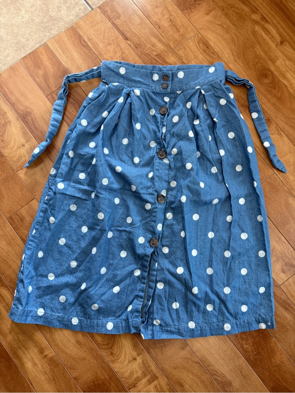 Le Lis Blue Polka Dot Button-Front Midi Skirt
